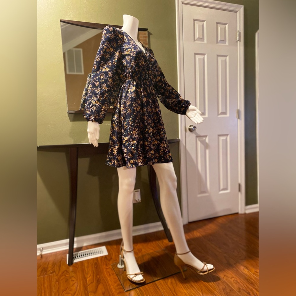 XS dress NWT